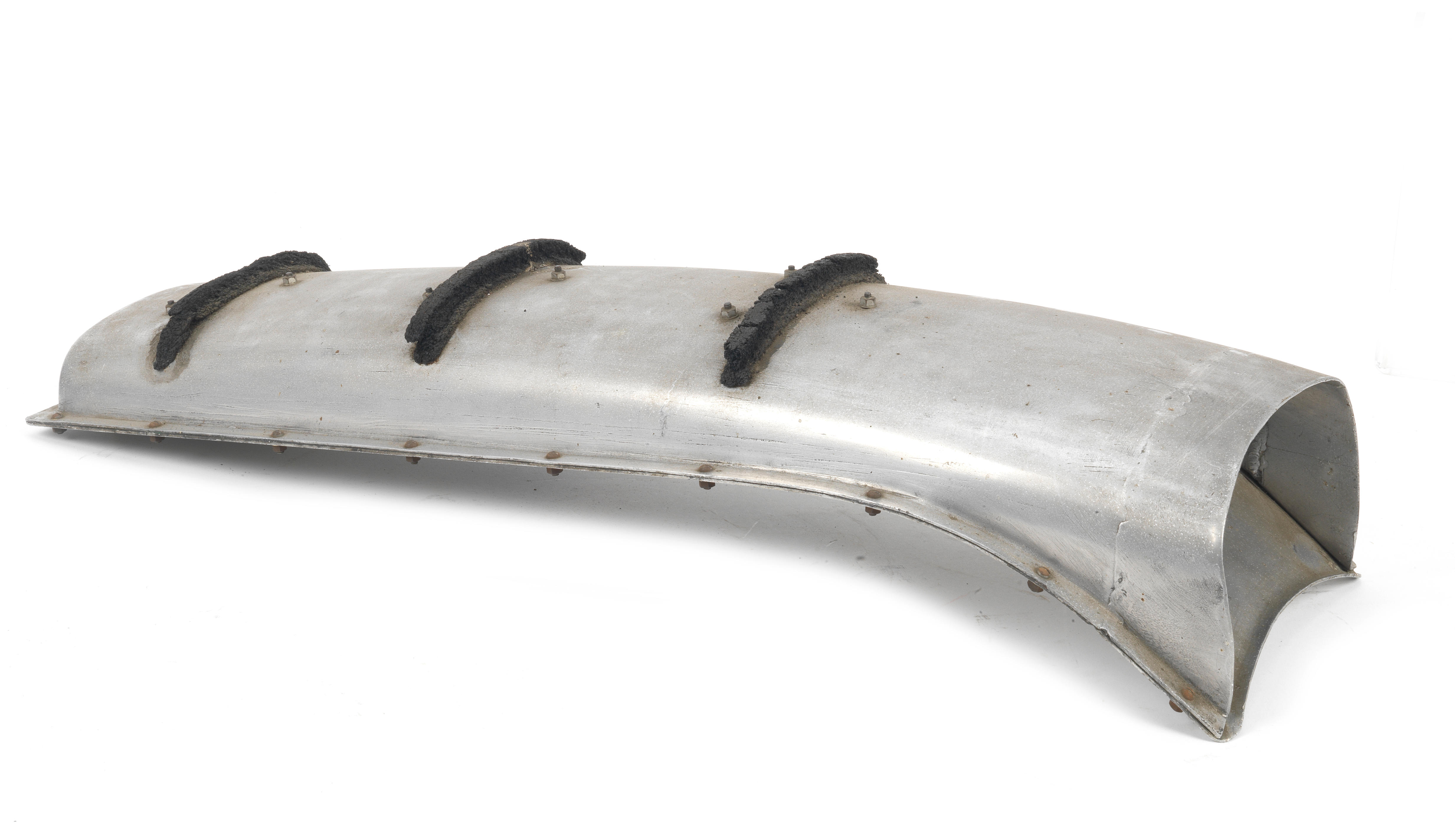 THE AIR SCOOP REMOVED FROM MIKE HAWTHORN S 1952 COOPER