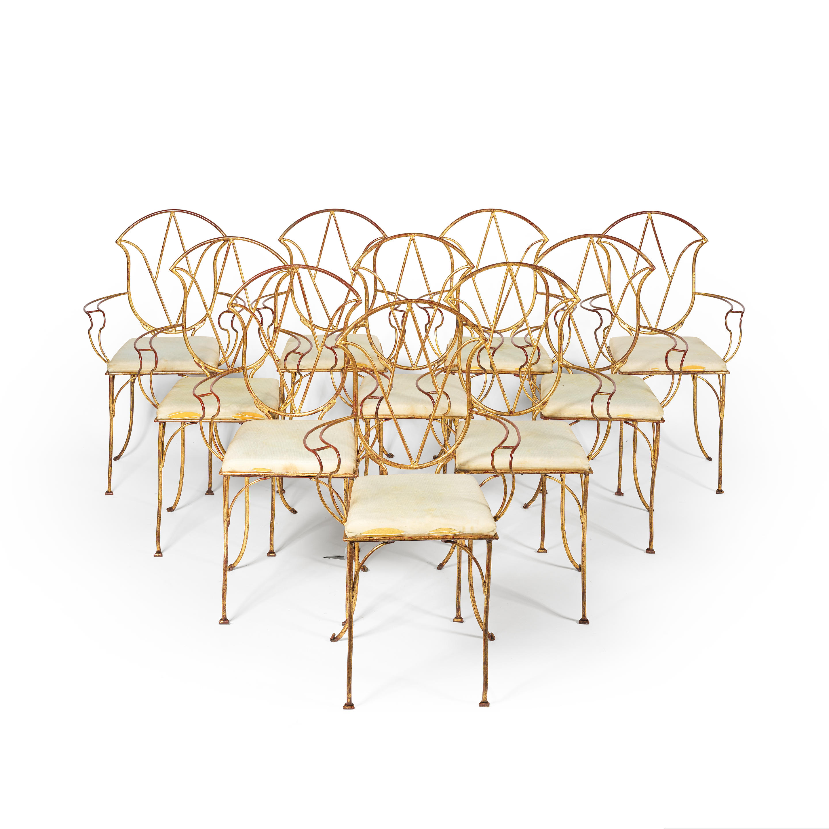 SUITE DE DIX FAUTEUILS EN FER FORG DOR DANS LE