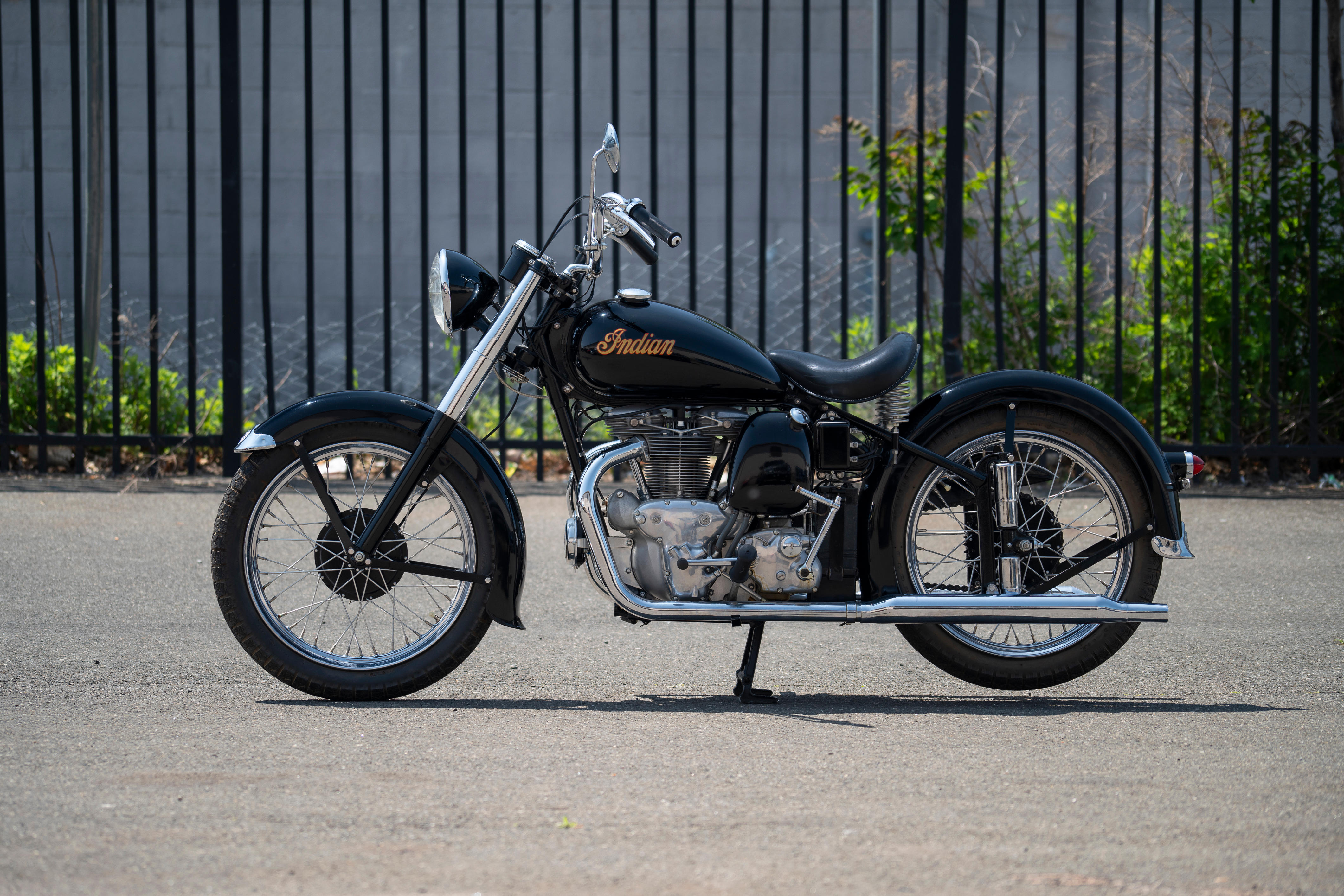 1949 INDIAN 440CC VERTICAL TWIN SCOUT FRAME NO 2492154 ENGINE