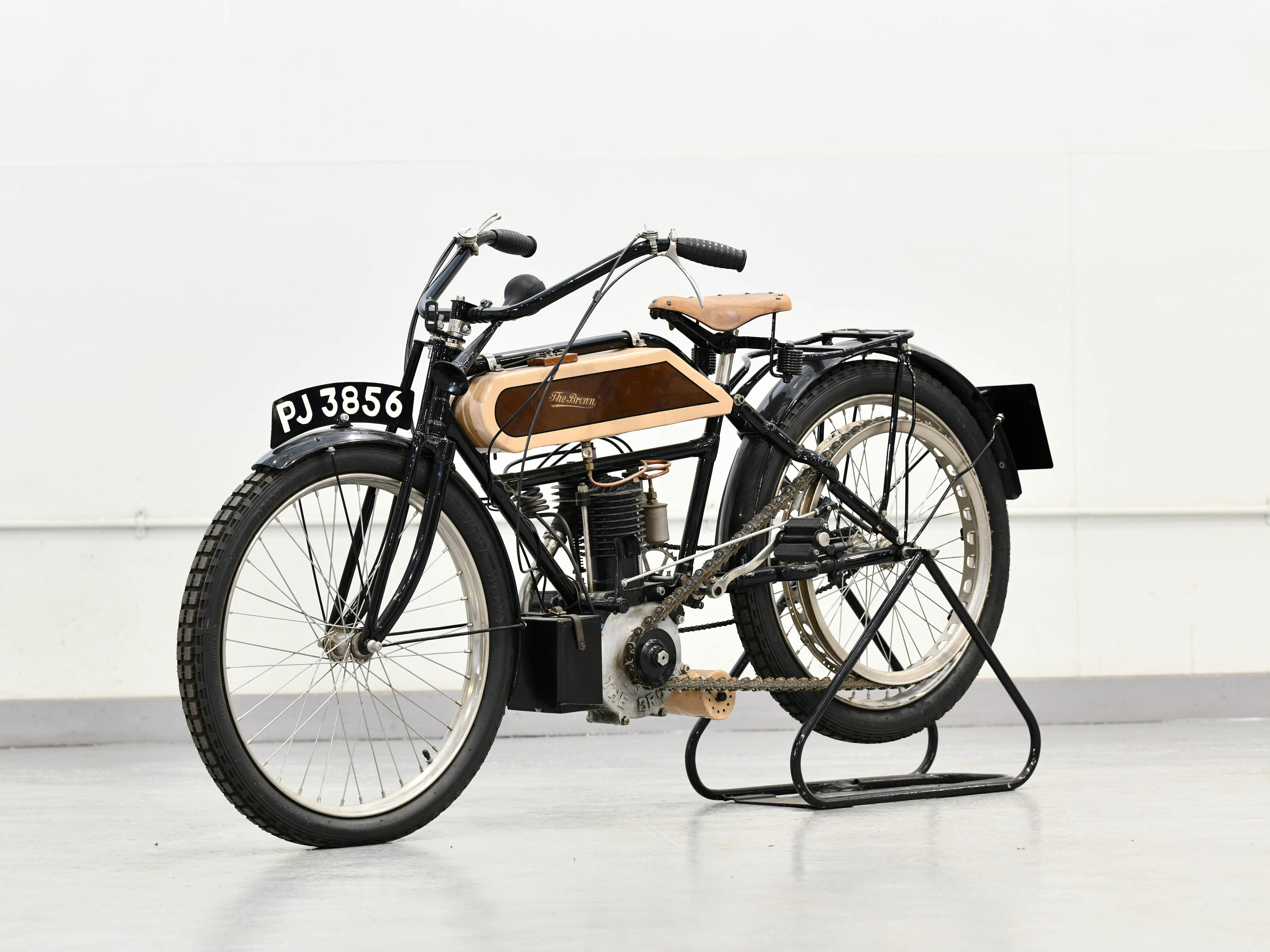 1905 BROWN 490CC MOTORCYCLE REGISTRATION NO PJ 3856 FRAME NO