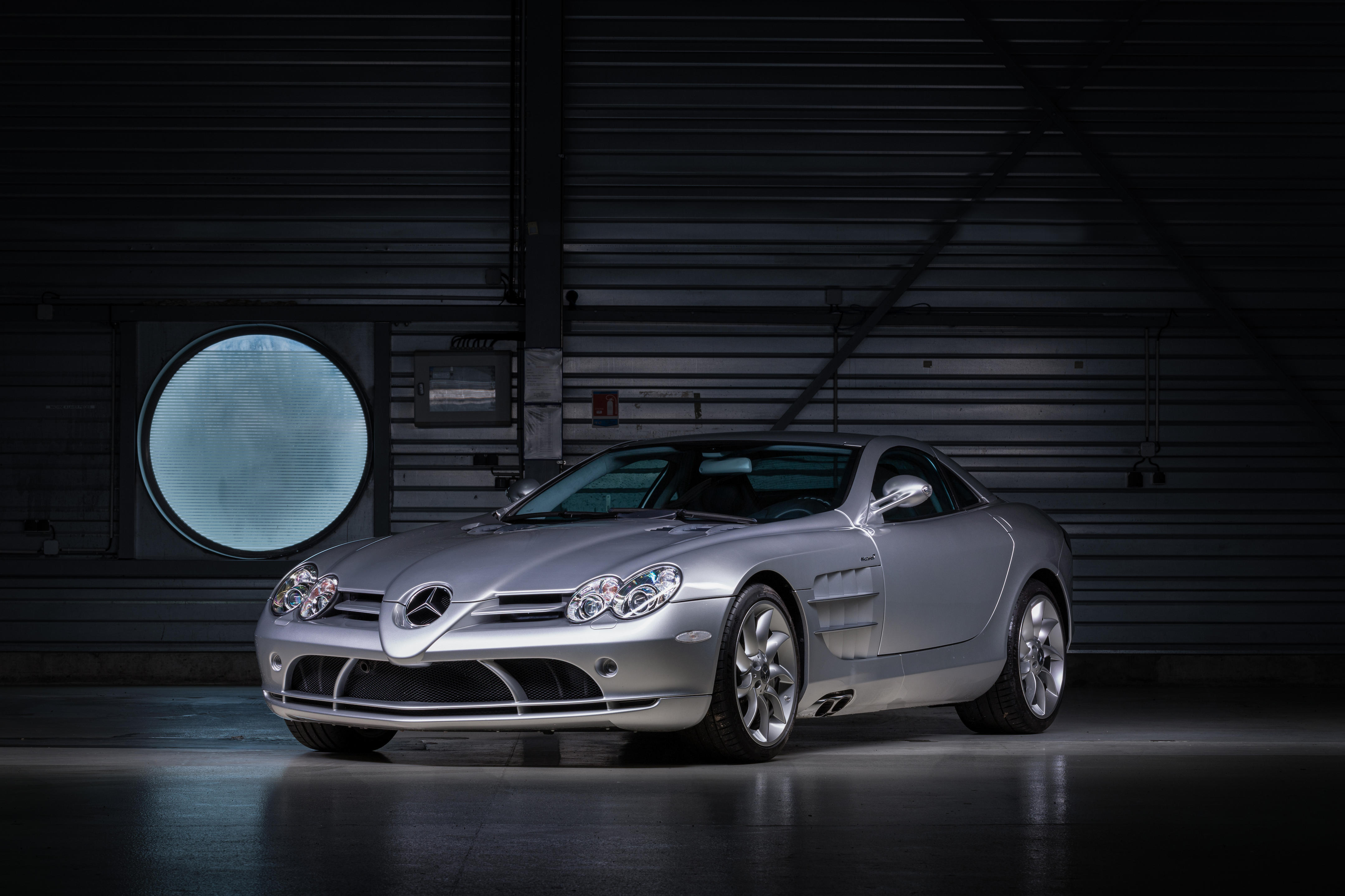 2005 MERCEDES BENZ SLR MCLAREN COUPE VIN WDDAJ76F95M000428 5 439cc