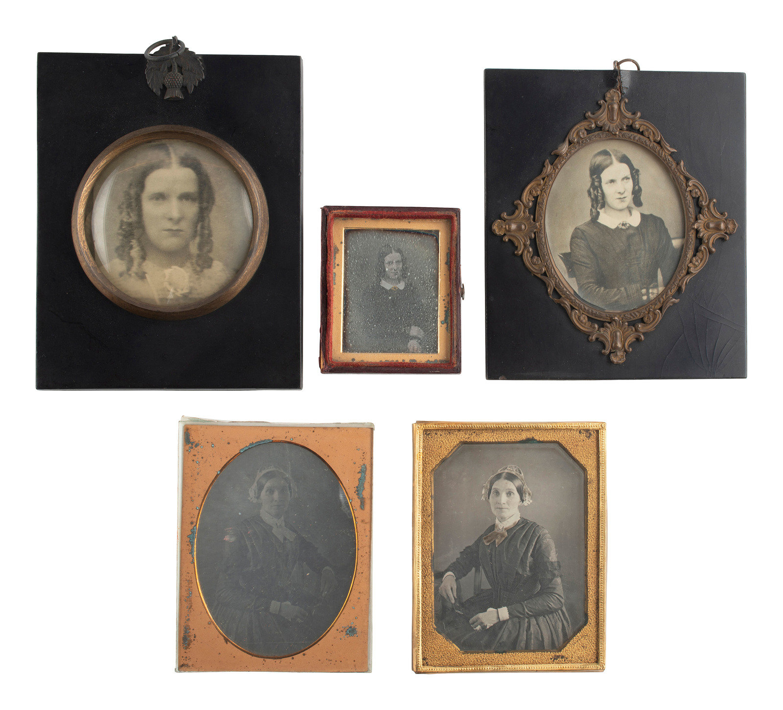 EARLY PHOTOGRAPHY A collection of pairs and trios of portraits