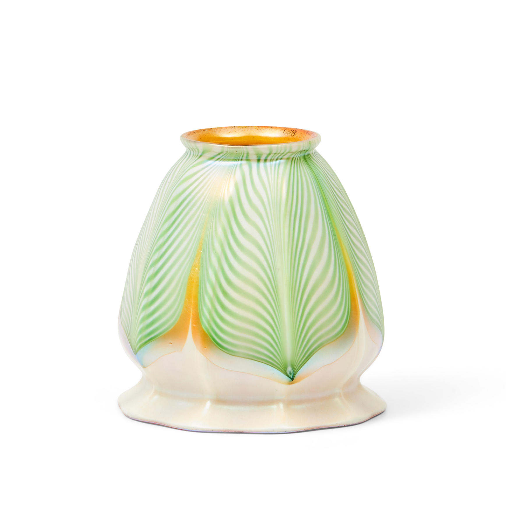 QUEZAL GREEN PULLED FEATHER GLASS SHADE Queens New York iridescent