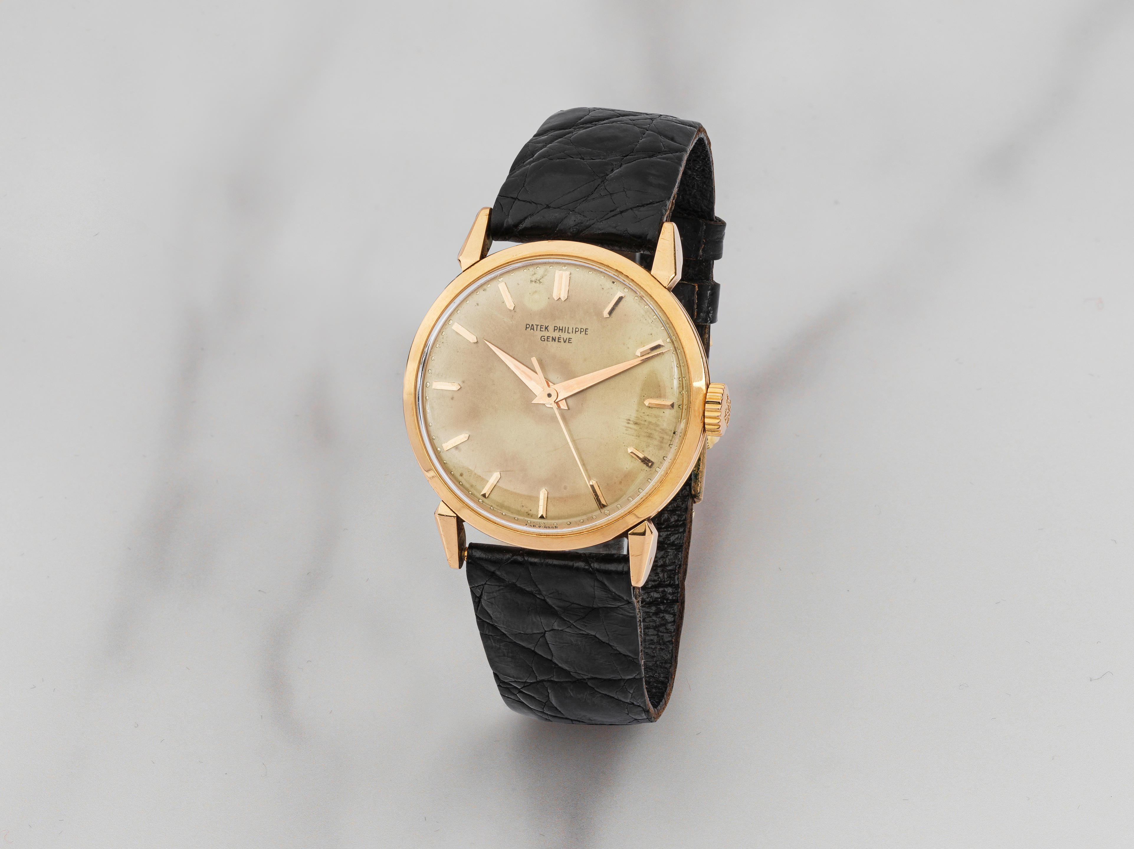 PATEK PHILIPPE MONTRE BRACELET EN OR JAUNE 18K 750 MOUVEMENT