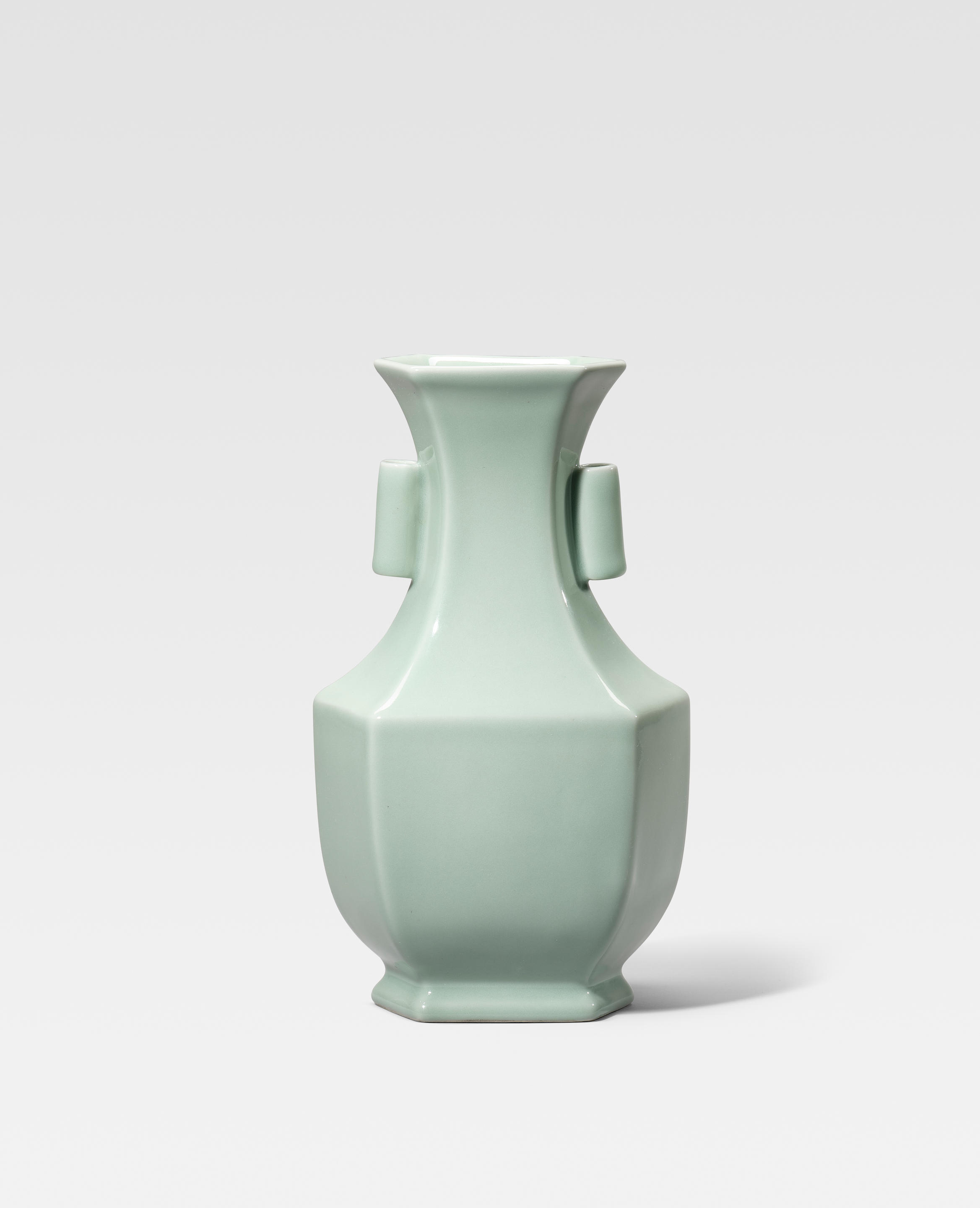 A FINE AND RARE CELADON GLAZED OBLONG HEXAGONAL VASE Yongzheng