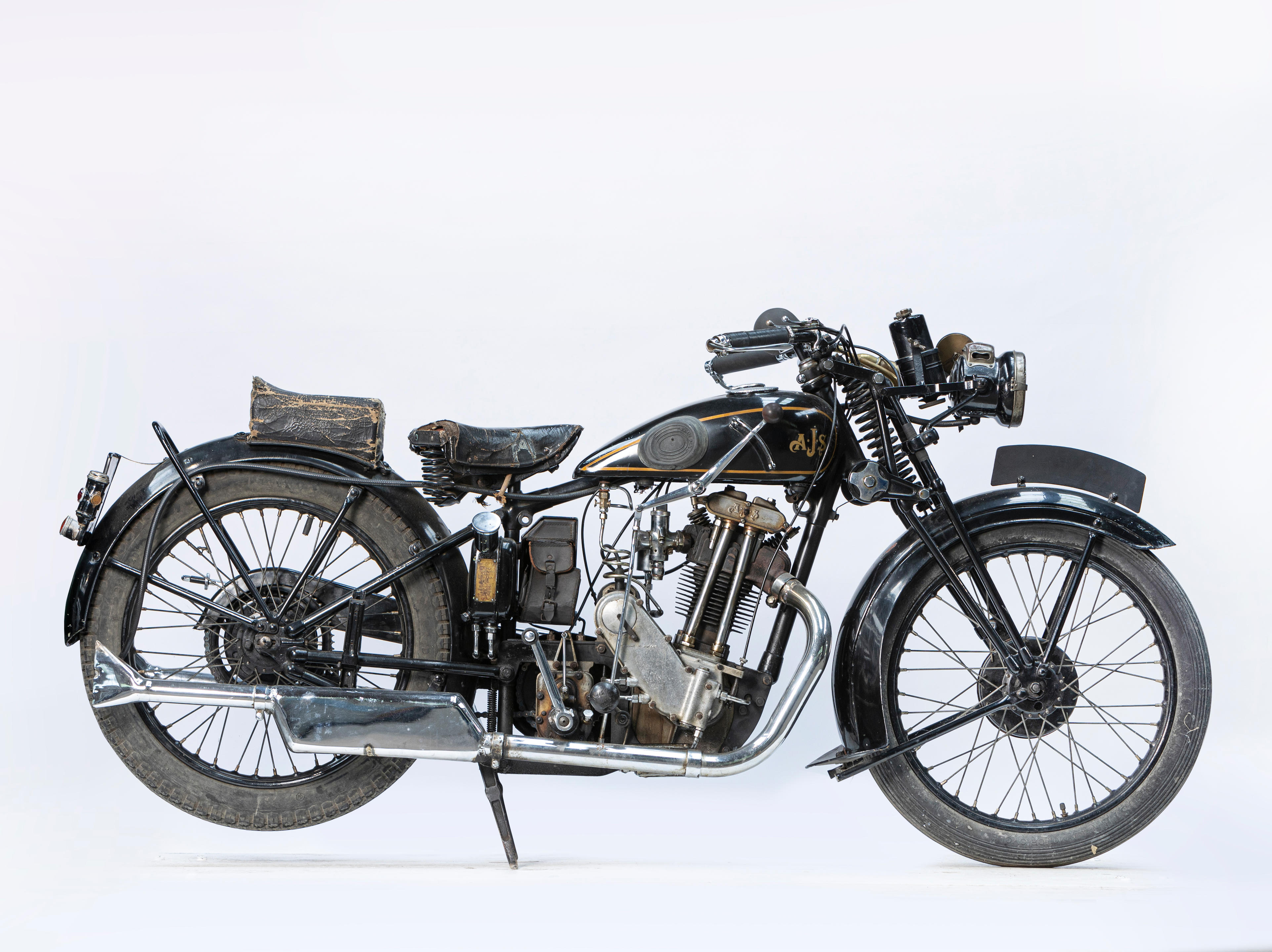 PROPERTY OF A DECEASED S ESTATE 1930 AJS 350CC MODEL