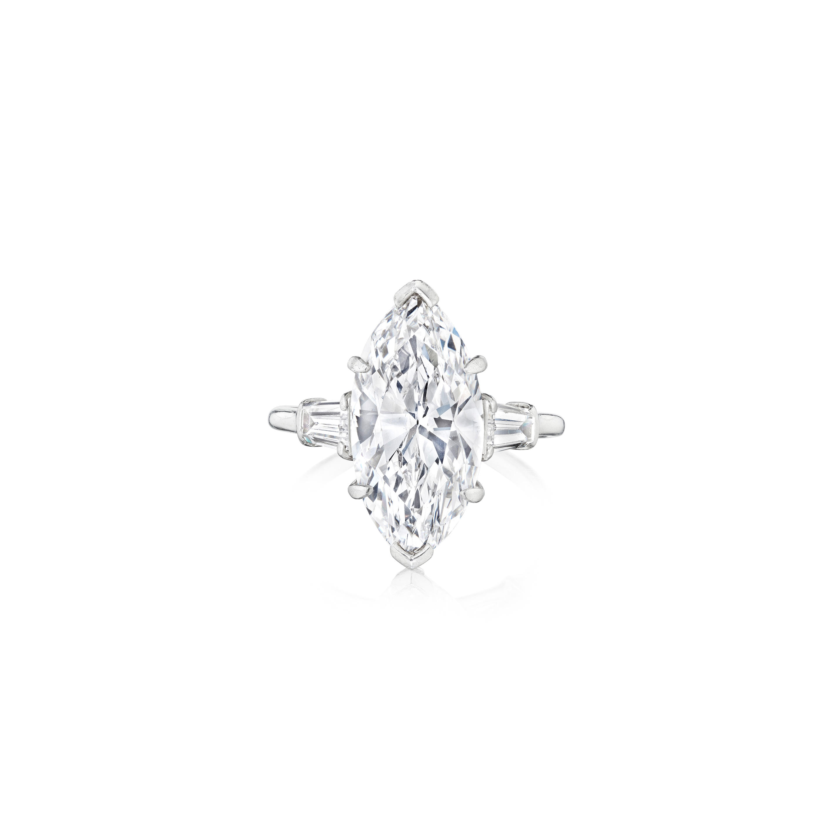 HARRY WINSTON A DIAMOND RING Centering a marquise cut diamond