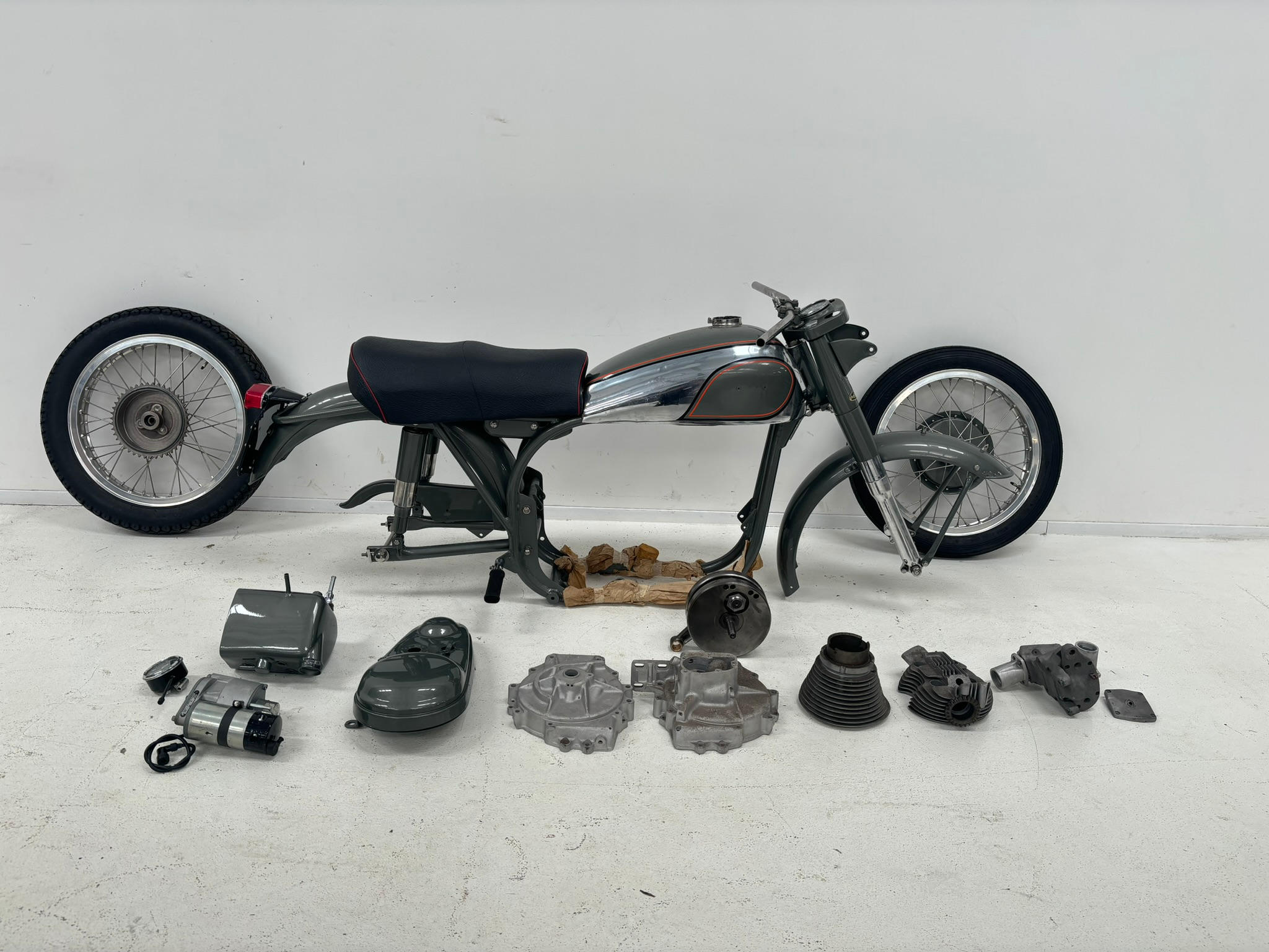 A C 1956 NORTON 490CC MODEL 30 INTERNATIONAL PROJECT comprising