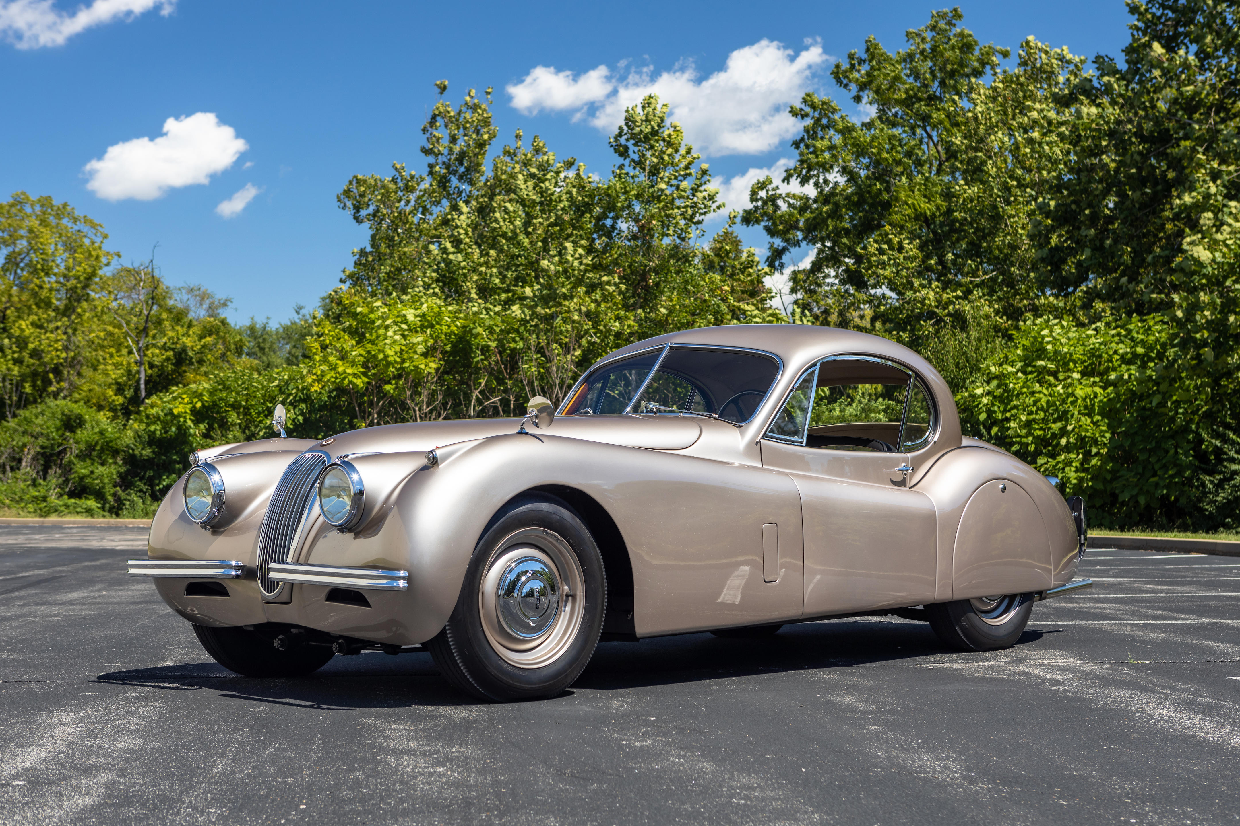 1953 JAGUAR XK120 FIXED HEAD COUPE CHASSIS NO 680893 ENGINE