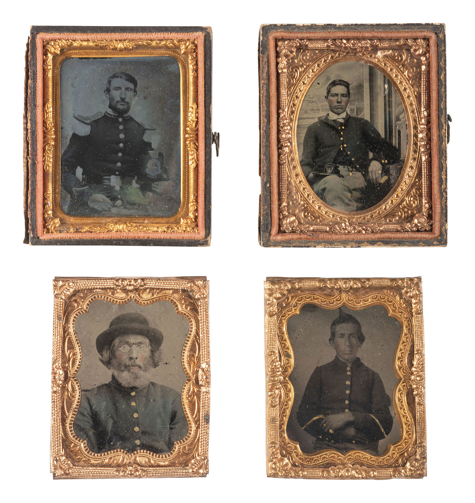 MILITIA CIVIL WAR A group of 4 ninth plate ambrotypes