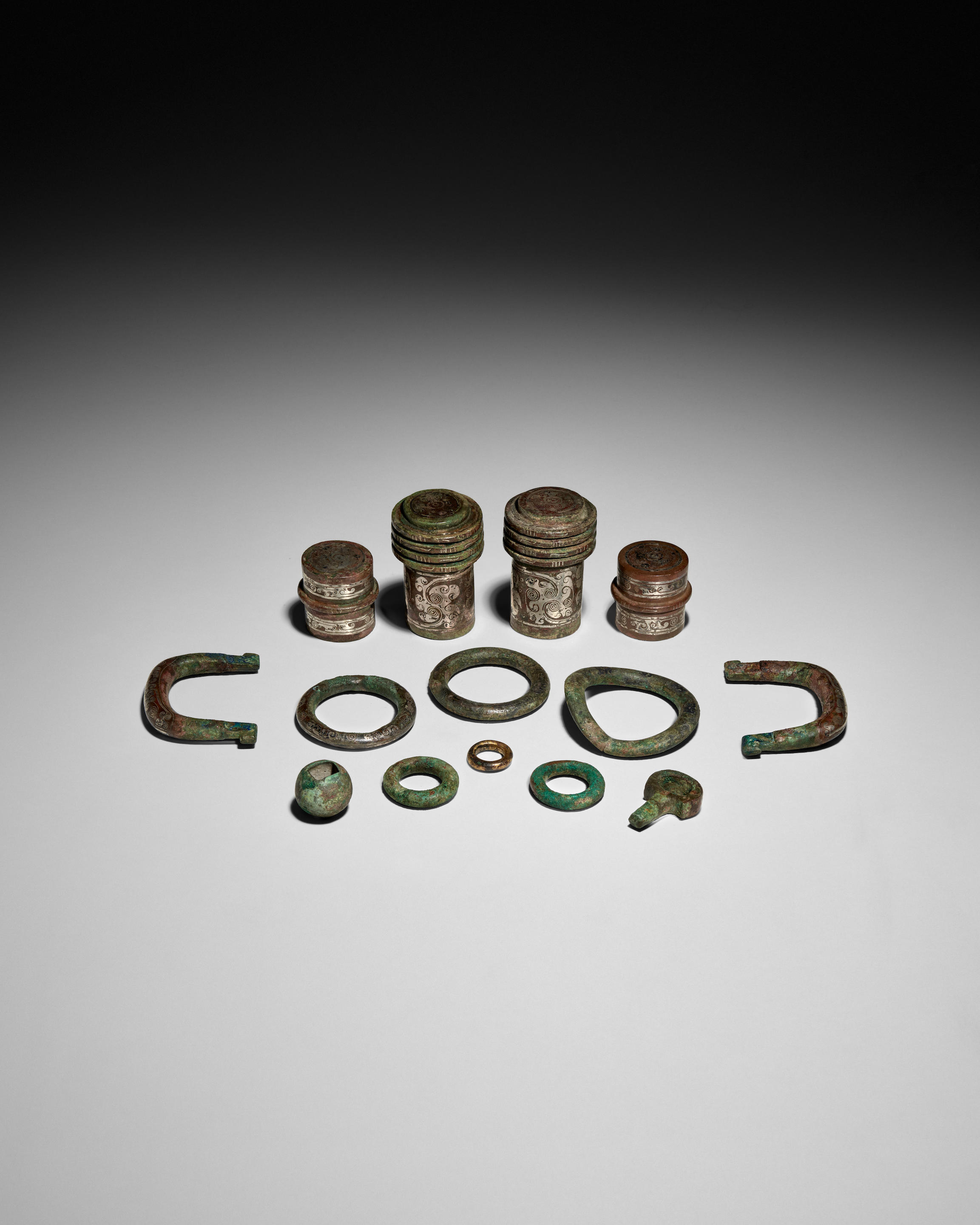 A GROUP OF SILVER INLAID BRONZE CHARIOT FITTINGS Western Han