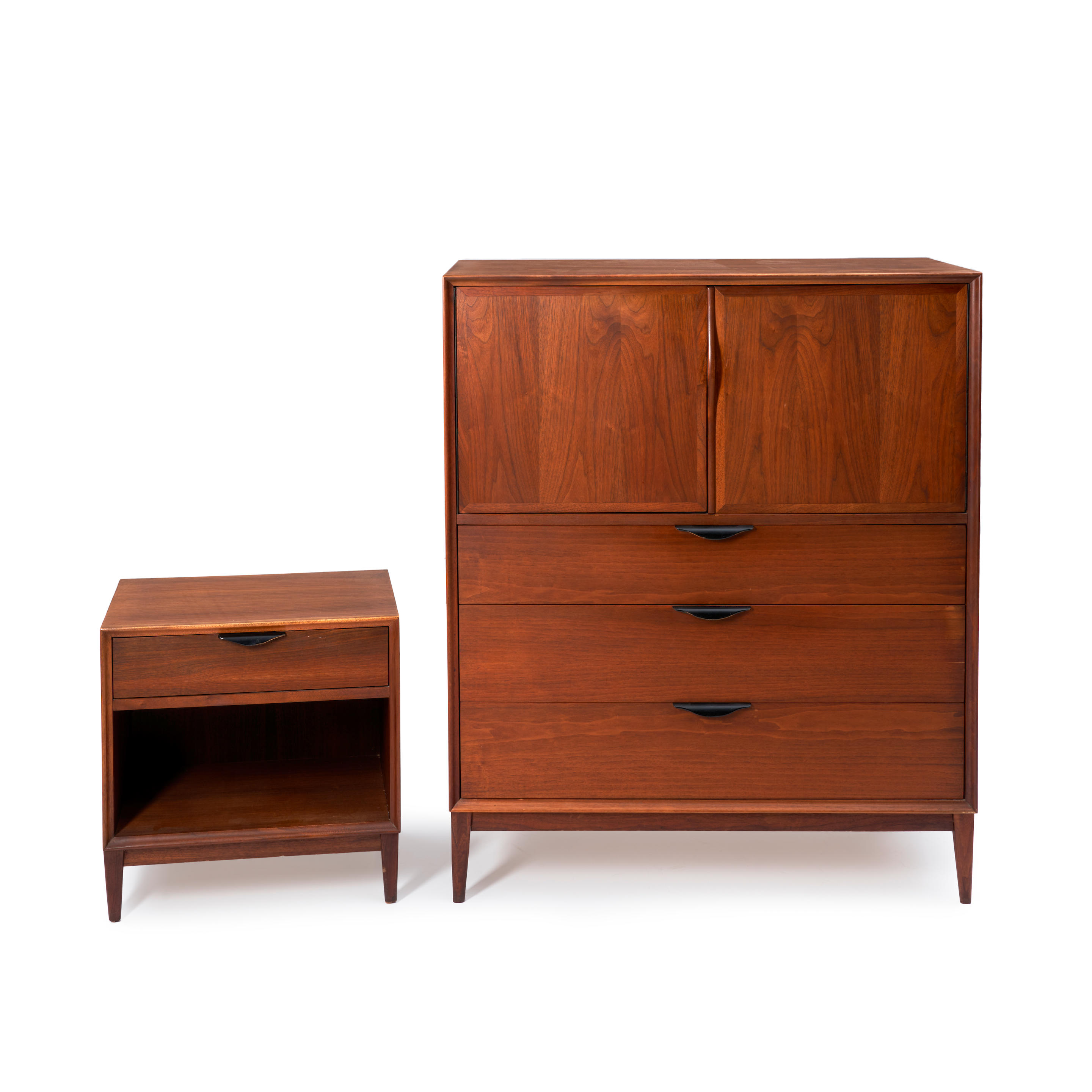 MID CENTURY MODERN DILLINGHAM WALNUT DRESSER AND NIGHTSTAND Wisconsin c