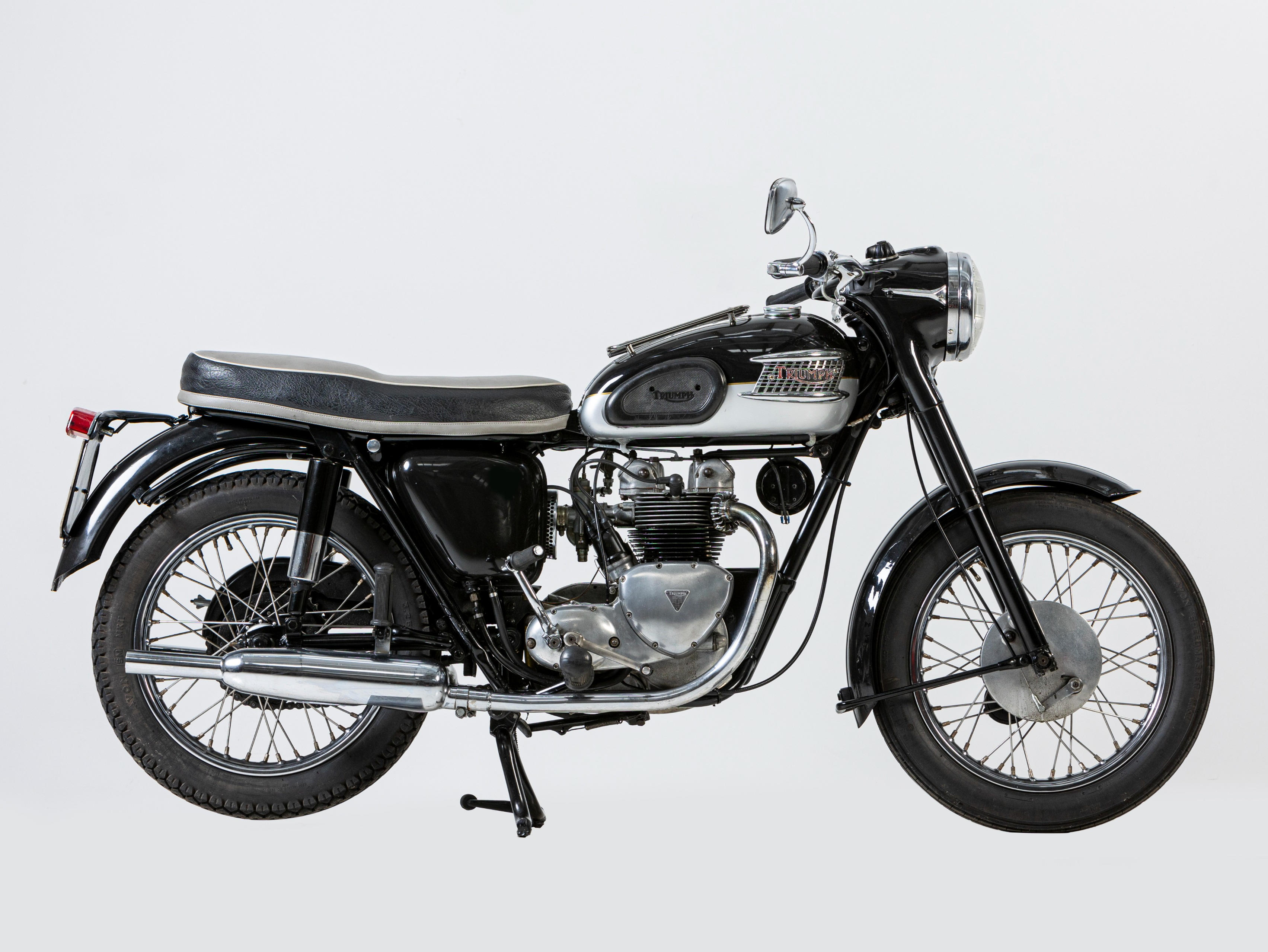 PROPERTY OF A DECEASED S ESTATE 1961 TRIUMPH 490CC TIGER