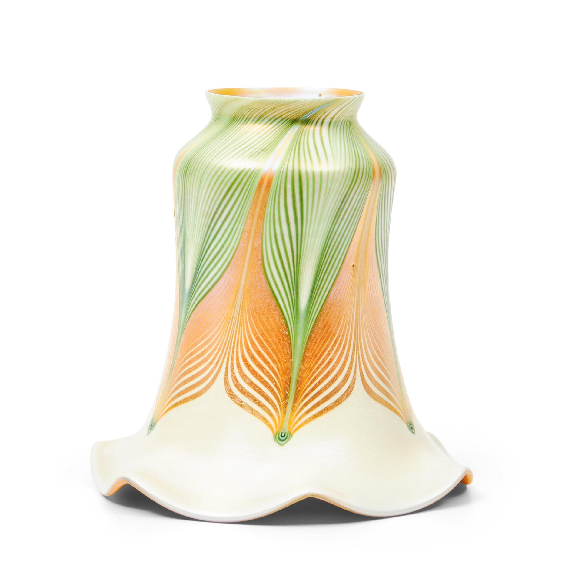 STEUBEN GREEN AND GOLD AURENE PULLED FEATHER GLASS SHADE Corning