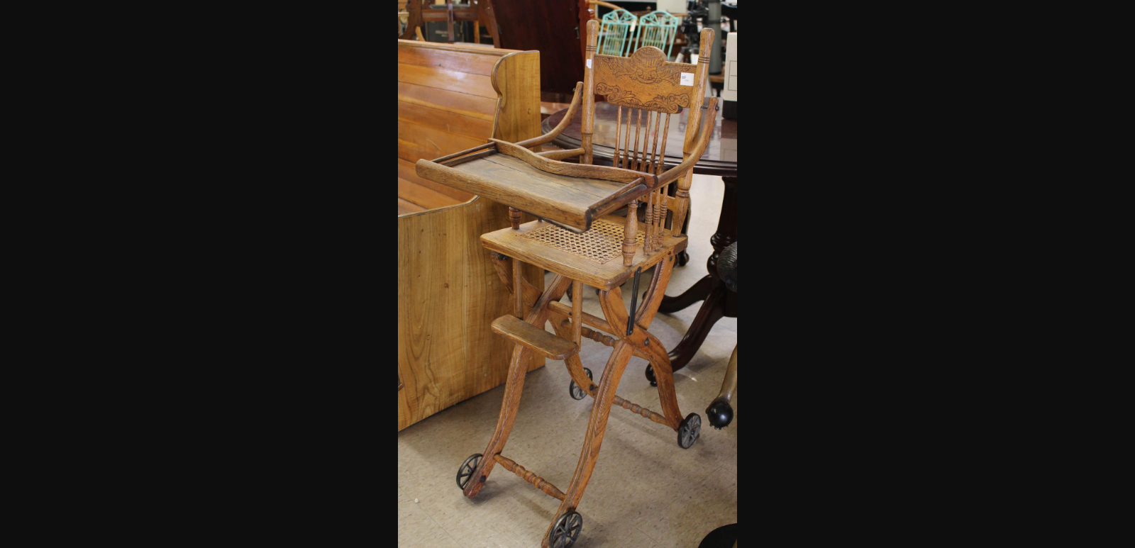 HIGH CHAIR